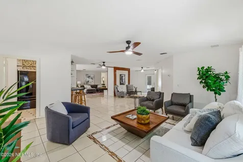 6821 Caballero Court Jacksonville FL 32217
