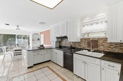 6821 Caballero Court Jacksonville FL 32217
