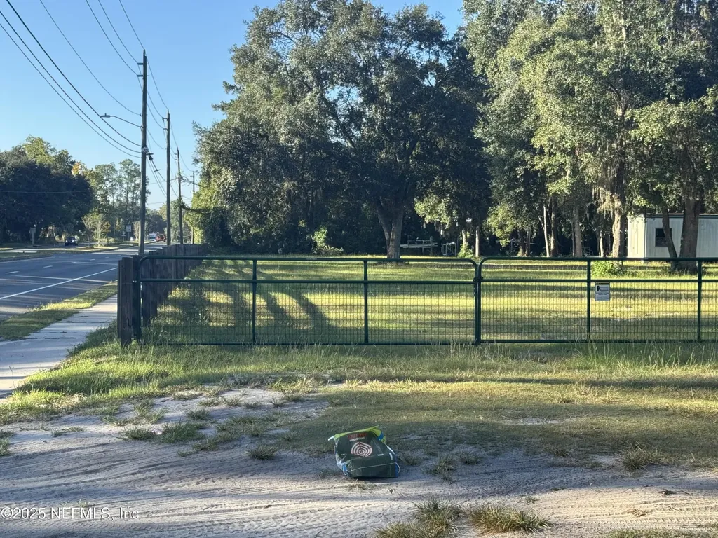 Tbd NE Us Highway 301 Waldo FL 32694