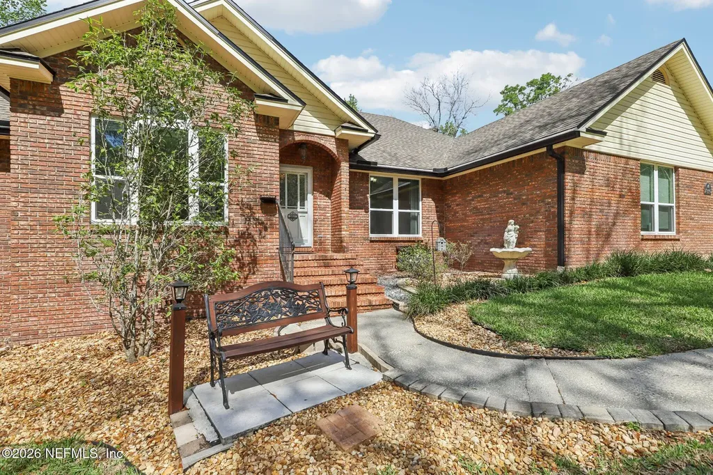 2810 Ravines Road Middleburg FL 32068