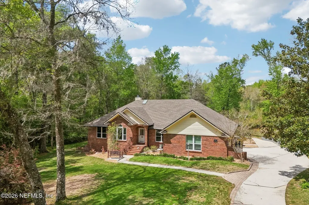 2810 Ravines Road Middleburg FL 32068