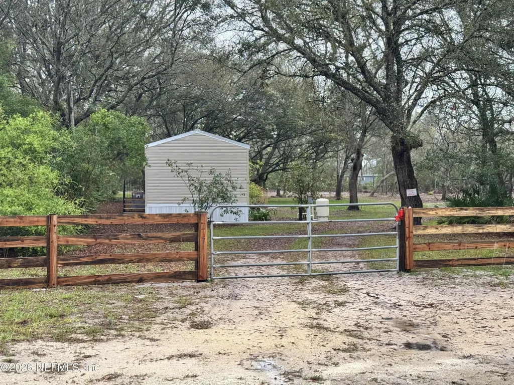 228 Browns Hammock Road Crescent City FL 32112