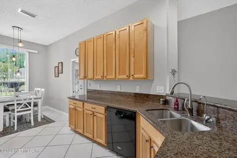 796 Grand Parke Drive St. Johns FL 32259