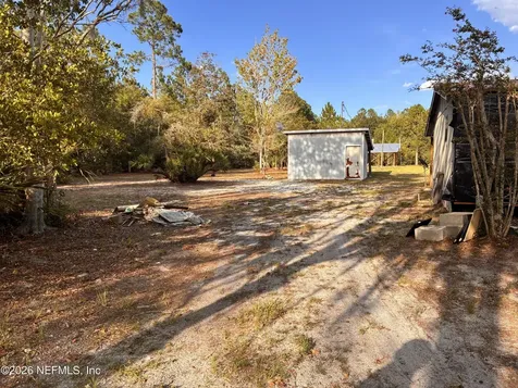 100 Kenwood Boat Ramp Road Interlachen FL 32148