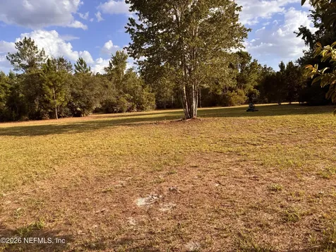 100 Kenwood Boat Ramp Road Interlachen FL 32148