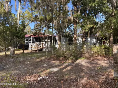 100 Kenwood Boat Ramp Road Interlachen FL 32148