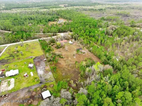 100 Kenwood Boat Ramp Road Interlachen FL 32148