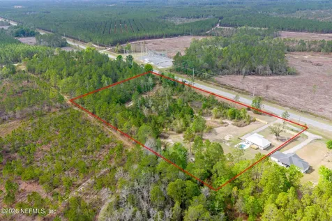 9910 W State Road 100 W Starke FL 32091