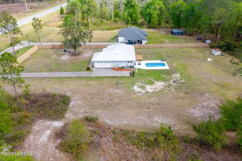 9910 W State Road 100 W Starke FL 32091