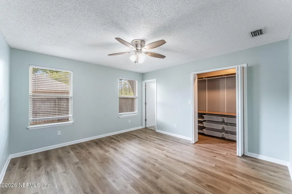 2727 Mc Cormick Woods Drive Jacksonville FL 32225