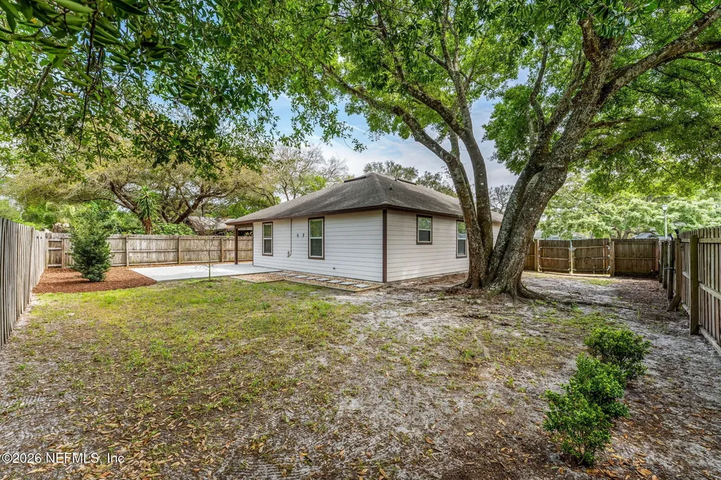 2727 Mc Cormick Woods Drive Jacksonville FL 32225