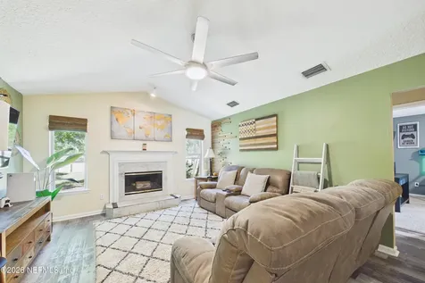 2487 Winged Elm Drive E Jacksonville FL 32246