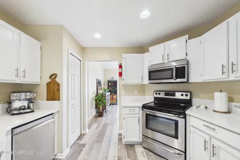 2487 Winged Elm Drive E Jacksonville FL 32246