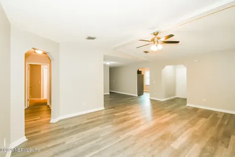 2843 Newell Boulevard Jacksonville FL 32216