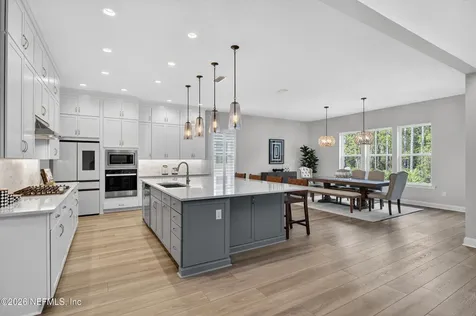 555 Seagrove Drive Ponte Vedra FL 32081