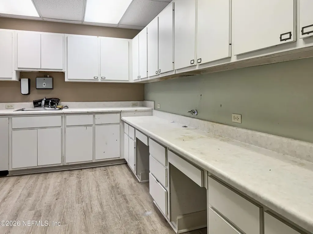 4131 University Boulevard S Jacksonville FL 32216