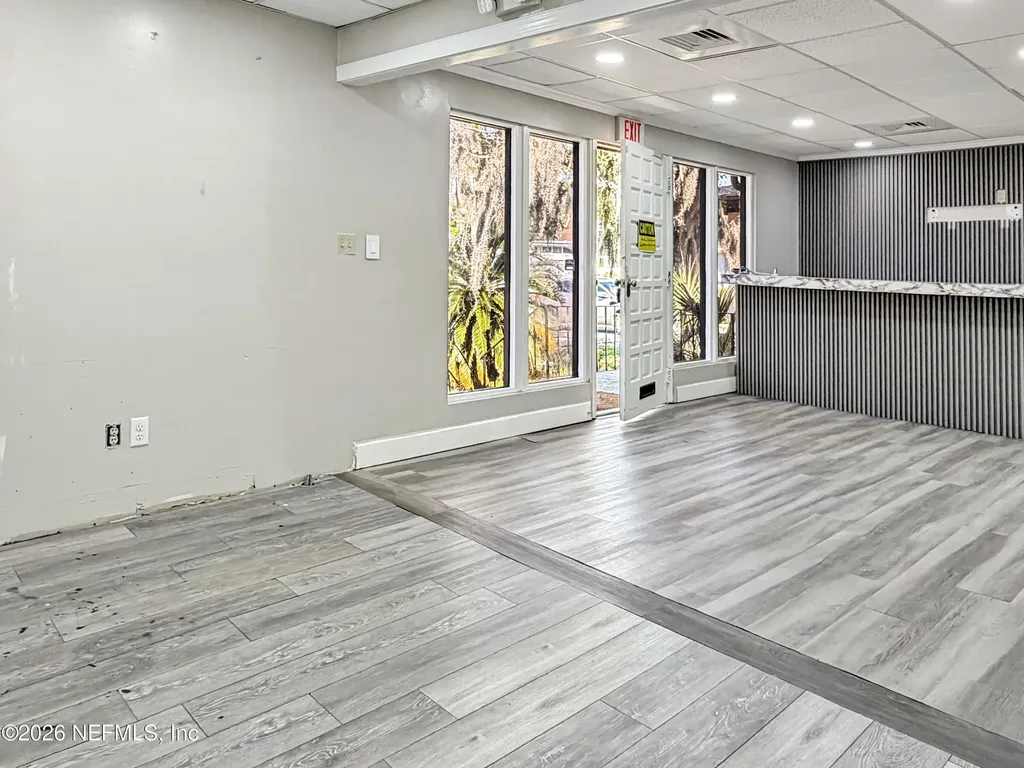 4131 University Boulevard S Jacksonville FL 32216