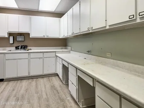 4131 University Boulevard S Jacksonville FL 32216