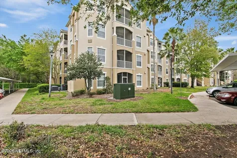 7801 Point Meadows Drive Jacksonville FL 32256
