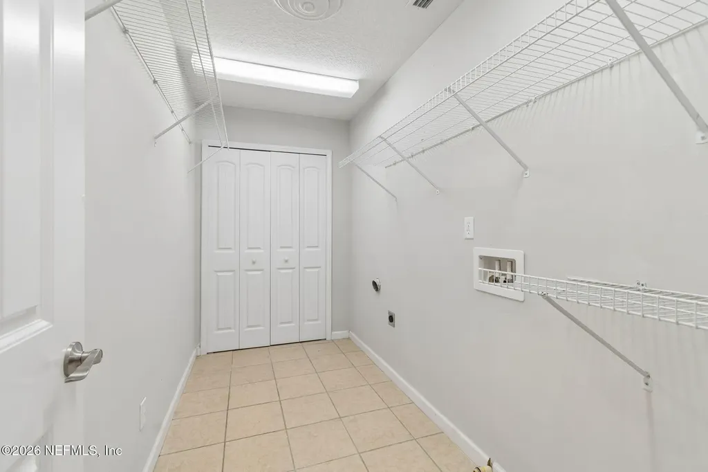 18098 Wells Road Jacksonville FL 32234