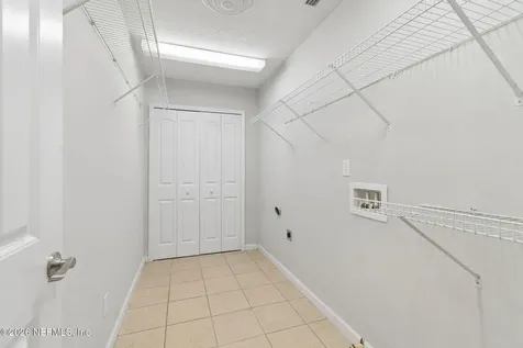 18098 Wells Road Jacksonville FL 32234