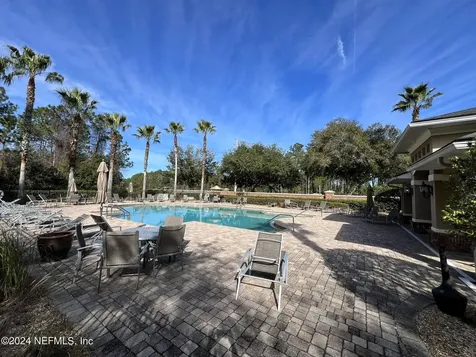 4462 Ellipse Drive Jacksonville FL 32246
