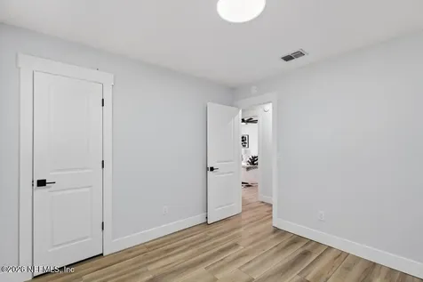 1067 Willow Cove Court W Jacksonville FL 32233