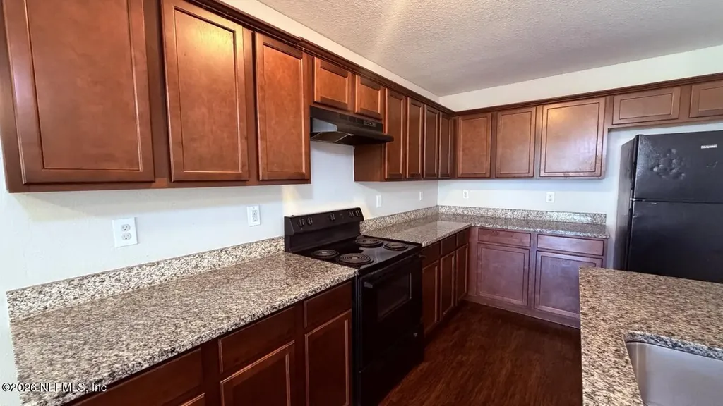 5462 Village Pond Court Jacksonville FL 32210