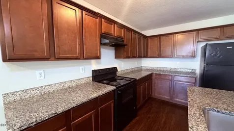 5462 Village Pond Court Jacksonville FL 32210