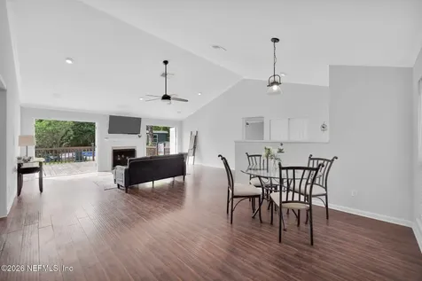 4340 Queensway Drive Jacksonville FL 32257