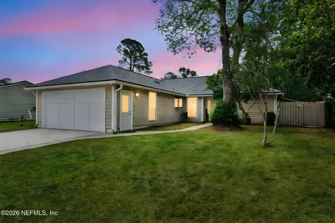 4340 Queensway Drive Jacksonville FL 32257