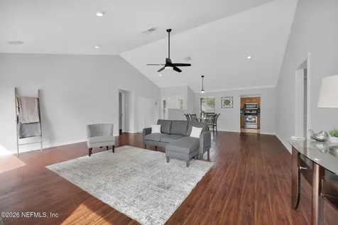 4340 Queensway Drive Jacksonville FL 32257