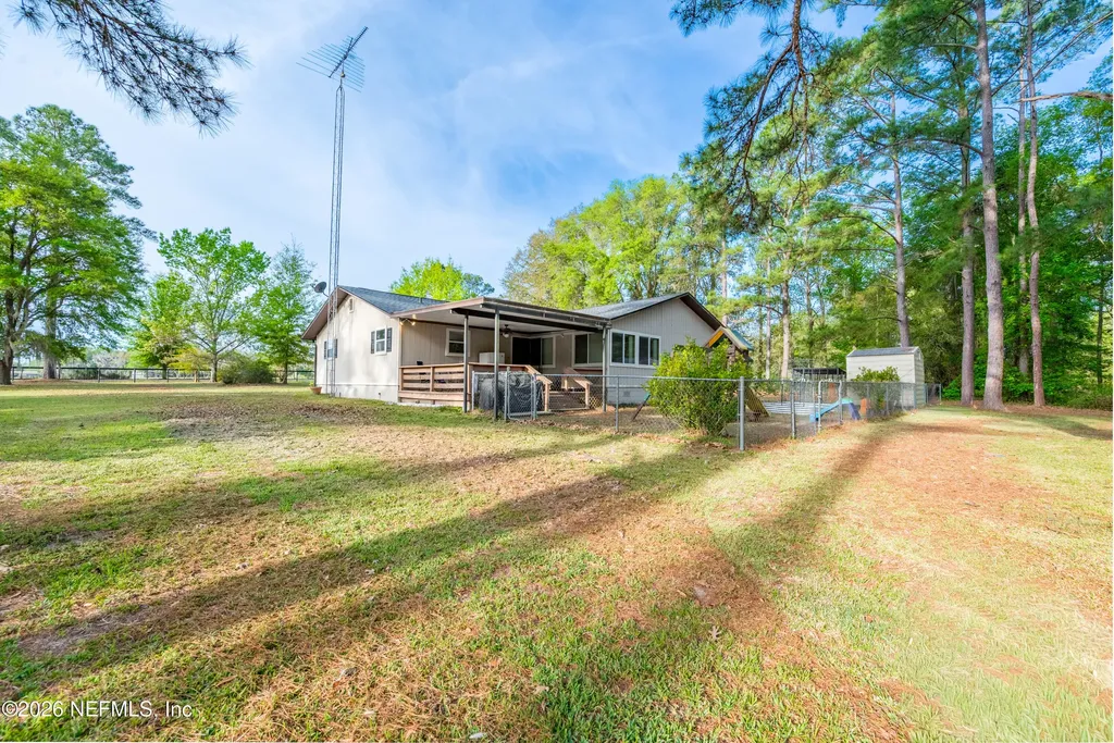 20021 SE 88th Trail Lake Butler FL 32054