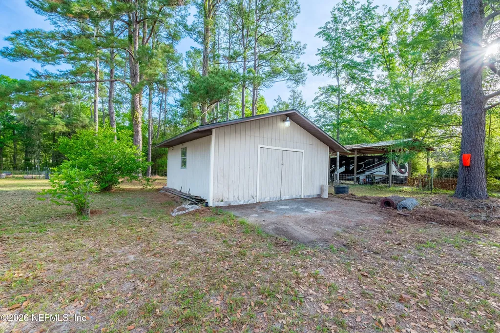 20021 SE 88th Trail Lake Butler FL 32054