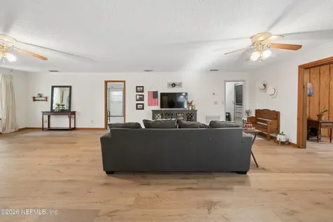 20021 SE 88th Trail Lake Butler FL 32054