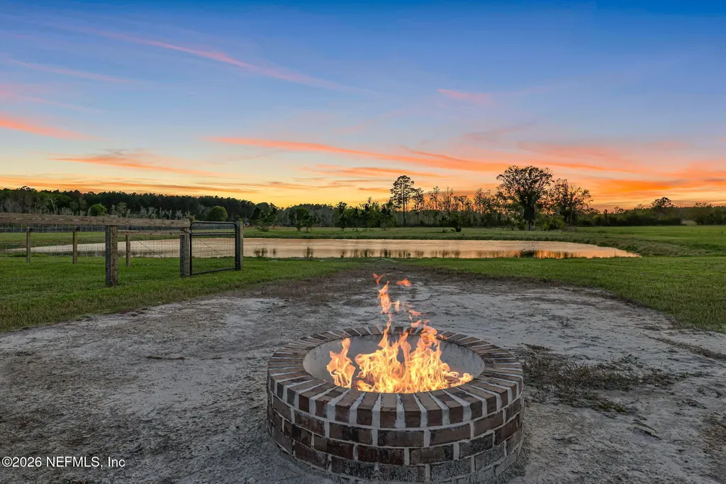 7206 T And G Farm Lane Macclenny FL 32063