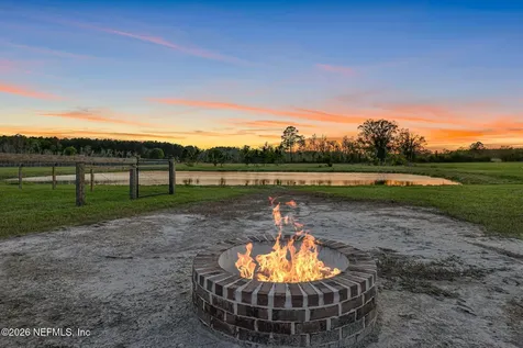 7206 T And G Farm Lane Macclenny FL 32063