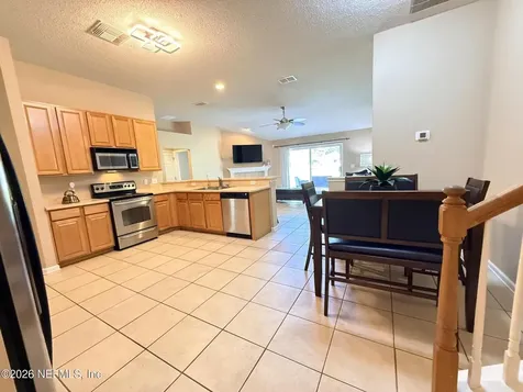 11017 Apple Blossom Trail W Jacksonville FL 32218