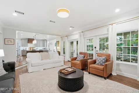 2682 Forest Circle Jacksonville FL 32257