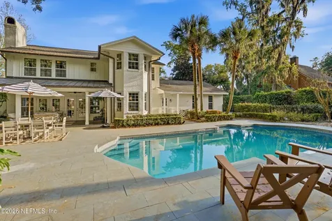 2682 Forest Circle Jacksonville FL 32257