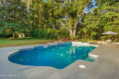 2682 Forest Circle Jacksonville FL 32257