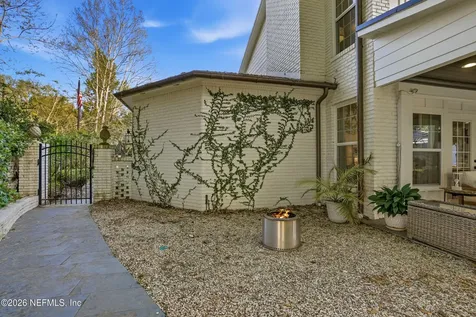 2682 Forest Circle Jacksonville FL 32257