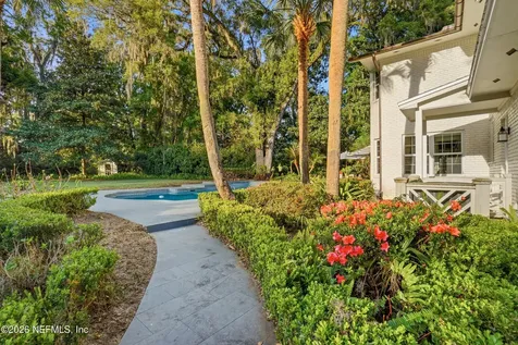 2682 Forest Circle Jacksonville FL 32257