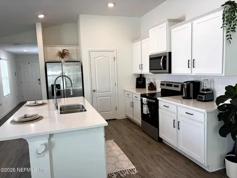 2287 Shady Breeze Lane Green Cove Springs FL 32043