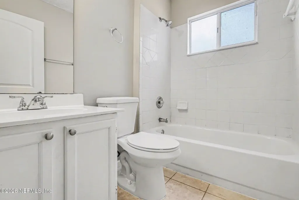 3819 Autumn Leaf Court Jacksonville FL 32246