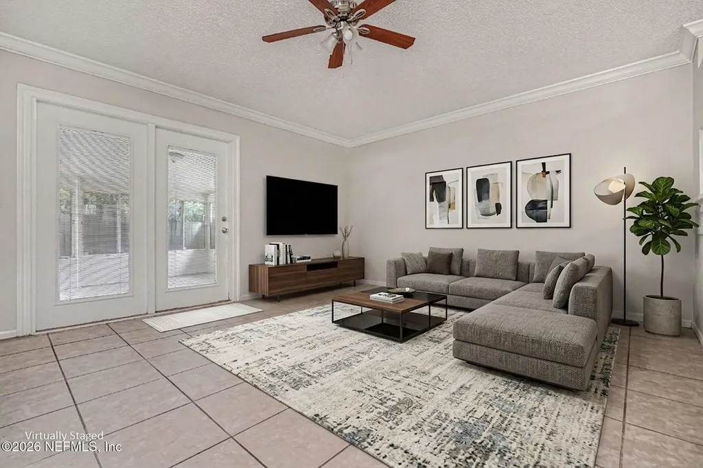 3819 Autumn Leaf Court Jacksonville FL 32246