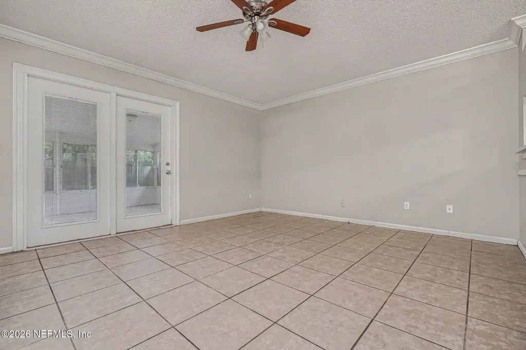 3819 Autumn Leaf Court Jacksonville FL 32246