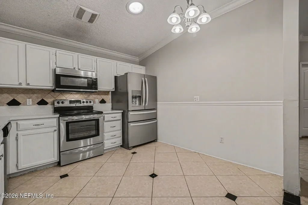 3819 Autumn Leaf Court Jacksonville FL 32246