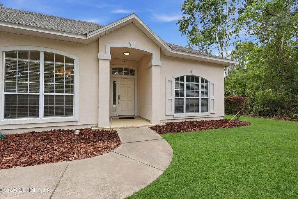 285 W Silverthorn Lane Ponte Vedra FL 32081