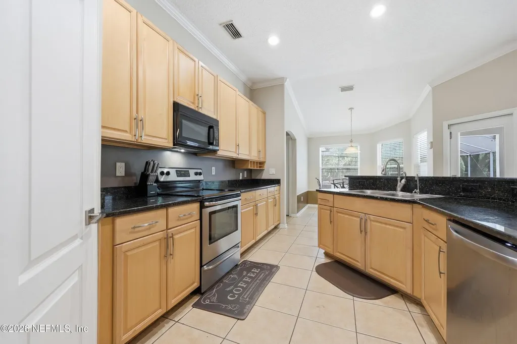 285 W Silverthorn Lane Ponte Vedra FL 32081